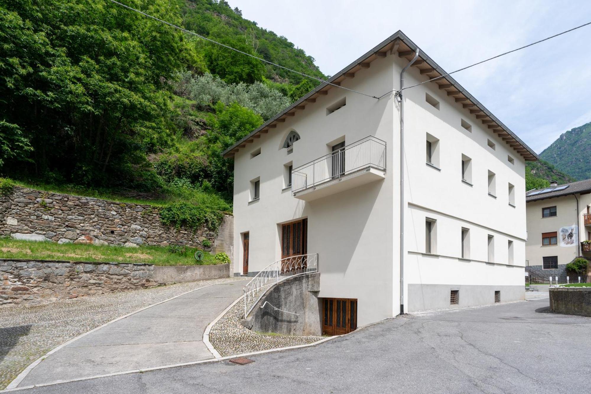 Al Campanile - Valtellina - 15 Min Da Bernina Express Apartment Grosotto Екстериор снимка